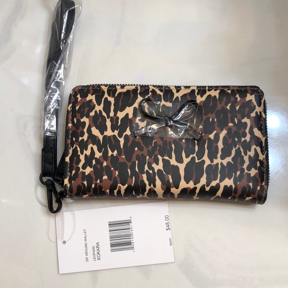 Betsey Johnson XOKARA Leopard Print Faux Leather ZA Wallet Black Bow Accent NWT - Picture 15 of 16